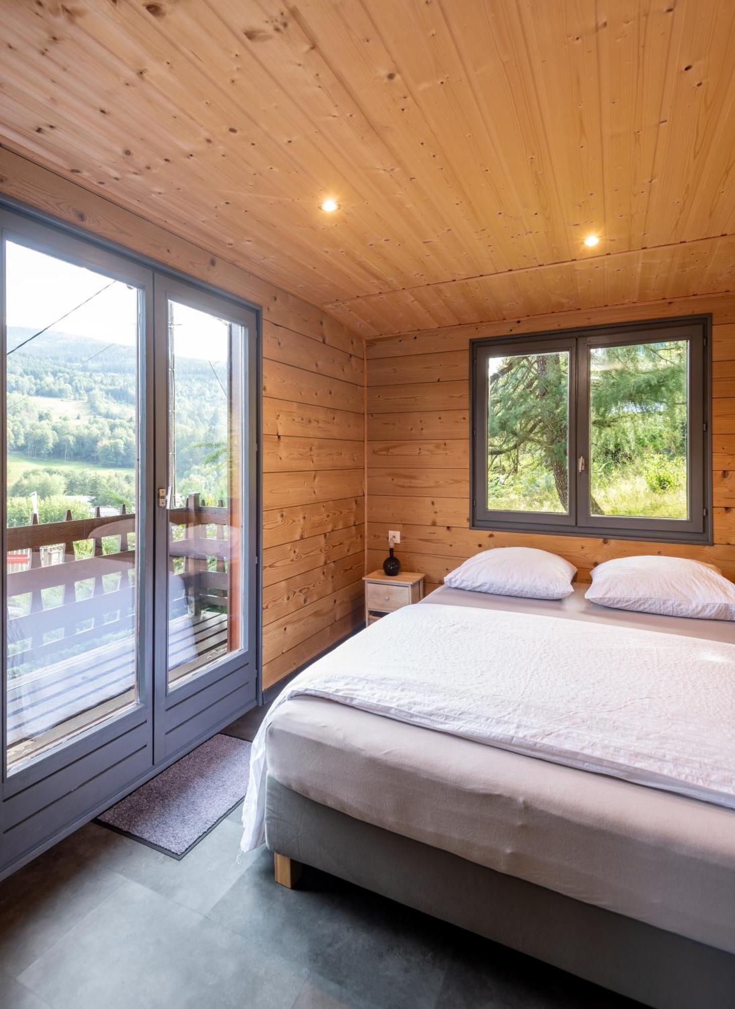 Chalet Du Faubourg & Jacuzzi, Proximite Gerardmer & La Bresse Rochesson ภายนอก รูปภาพ