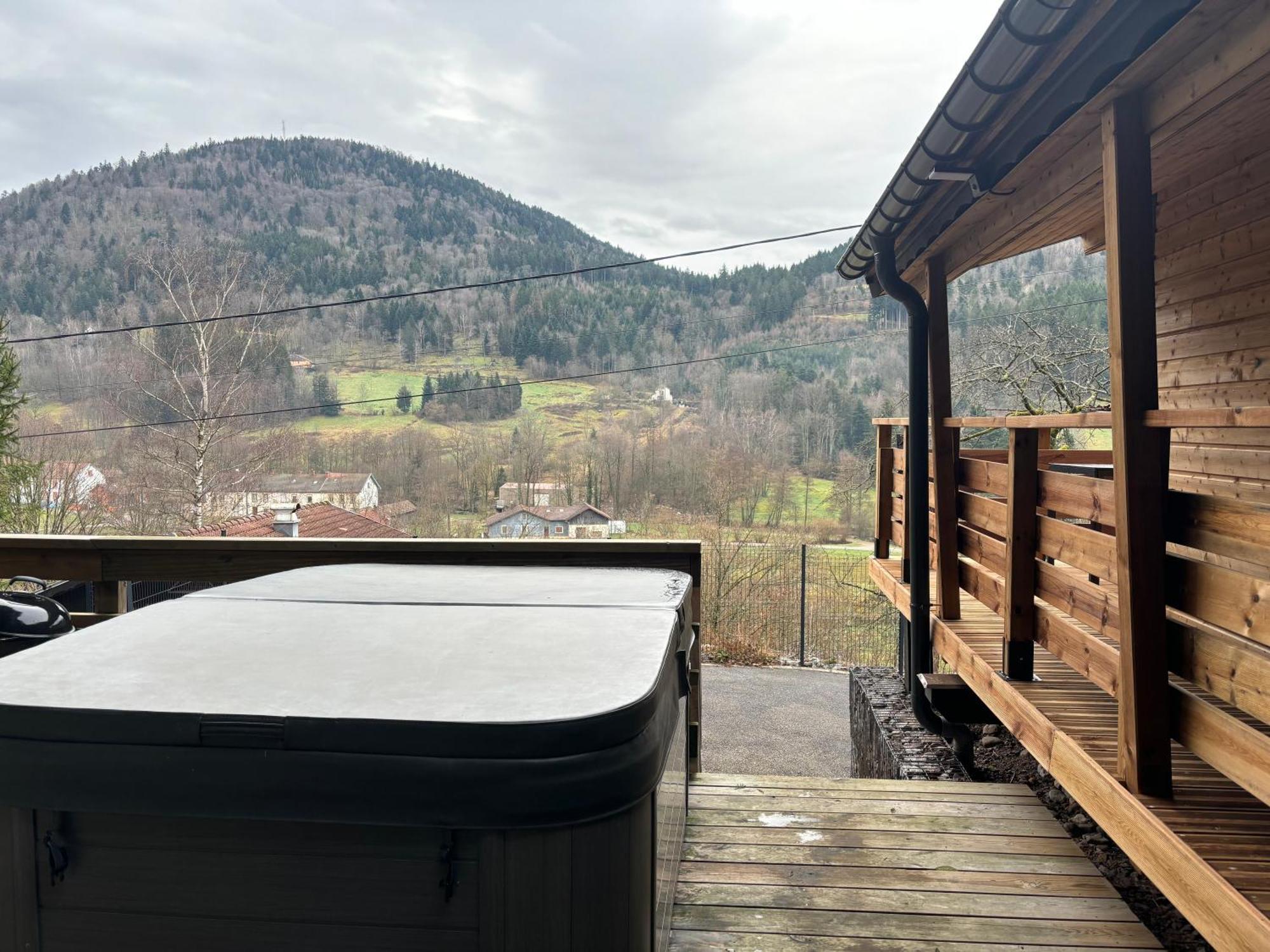 Chalet Du Faubourg & Jacuzzi, Proximite Gerardmer & La Bresse Rochesson ภายนอก รูปภาพ