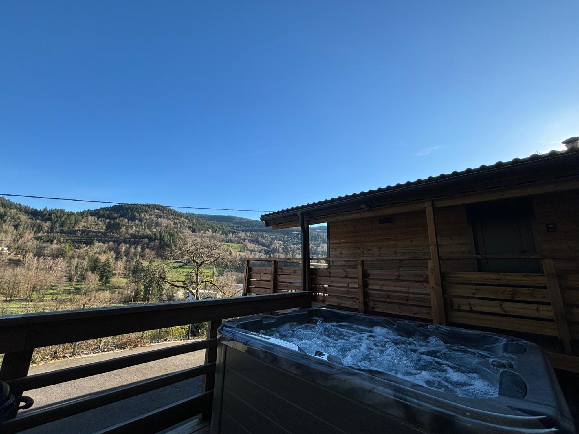 Chalet Du Faubourg & Jacuzzi, Proximite Gerardmer & La Bresse Rochesson ภายนอก รูปภาพ