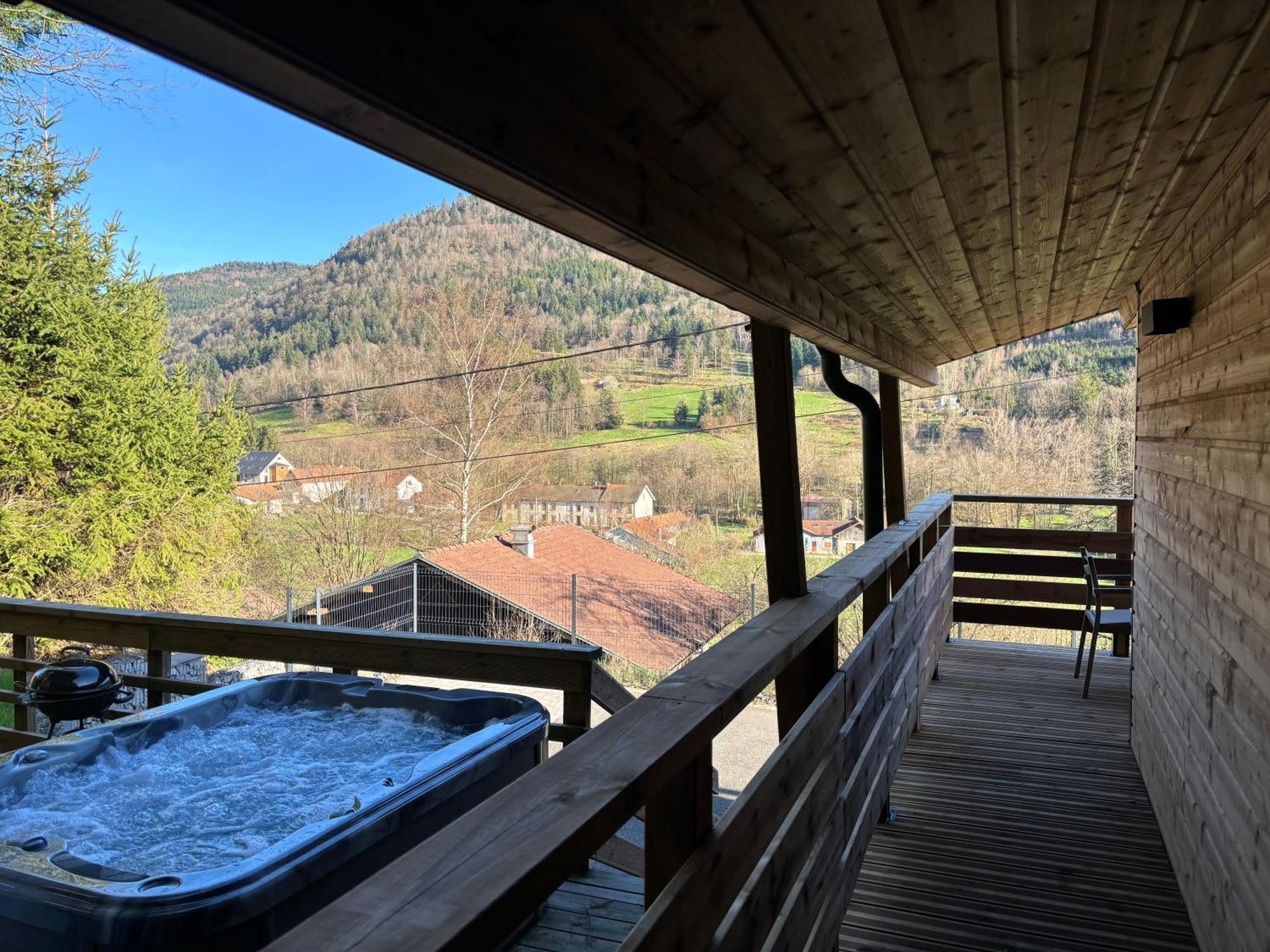 Chalet Du Faubourg & Jacuzzi, Proximite Gerardmer & La Bresse Rochesson ภายนอก รูปภาพ