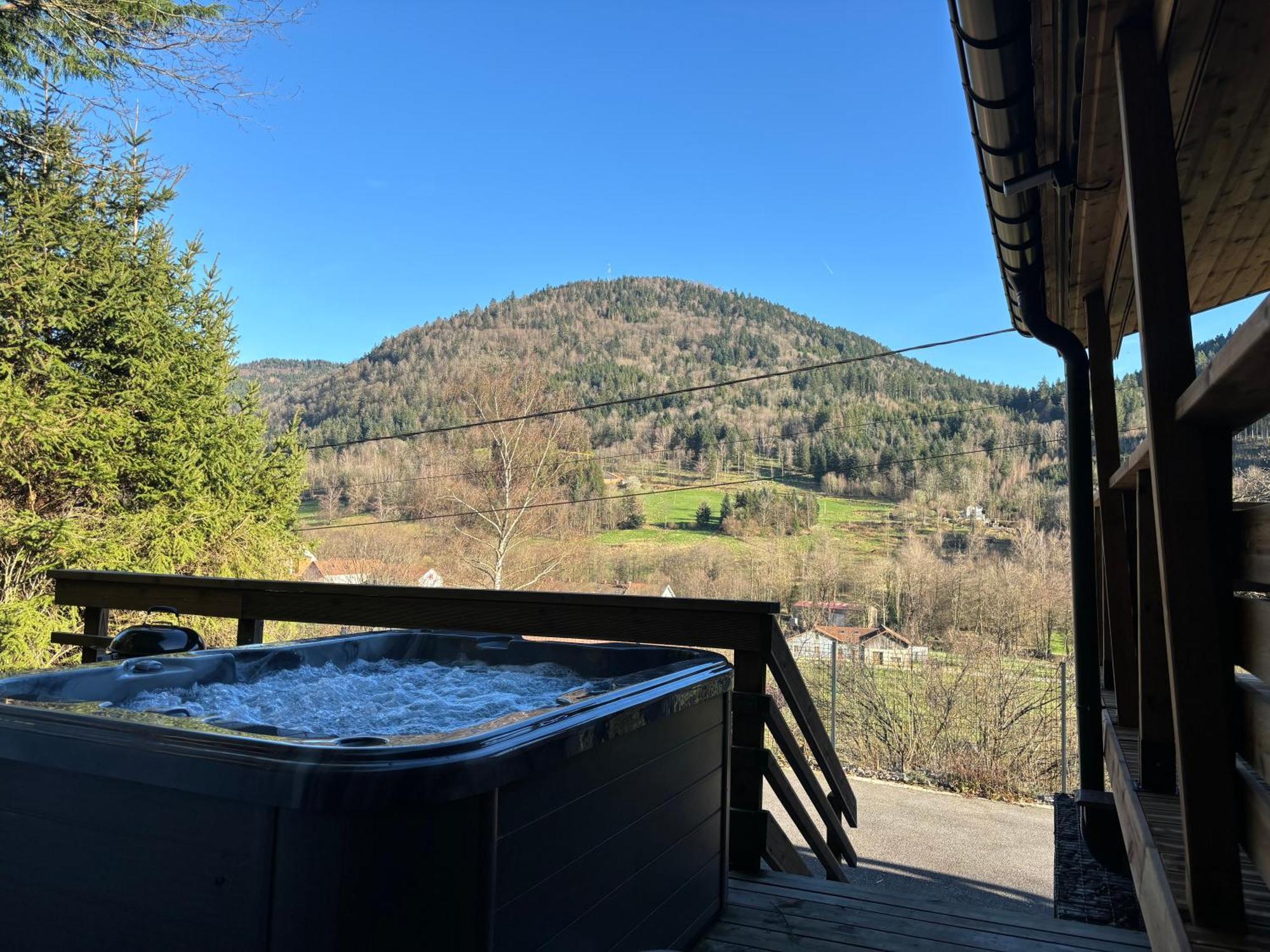 Chalet Du Faubourg & Jacuzzi, Proximite Gerardmer & La Bresse Rochesson ภายนอก รูปภาพ